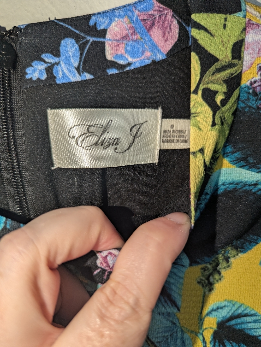 0 Eliza J Colorblock Floral Print Midi Dress - Picture 3 of 5